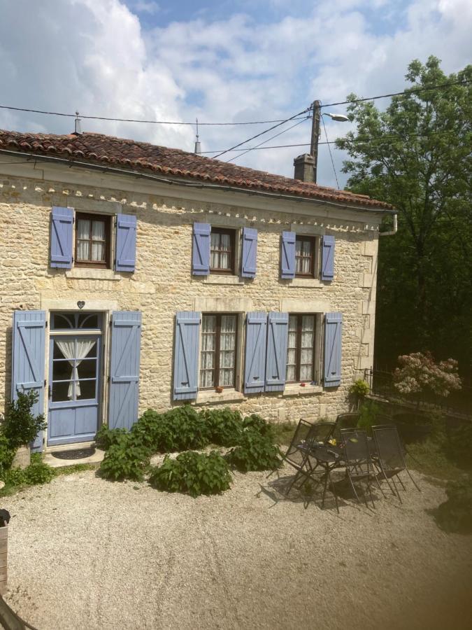 Bed and Breakfast Chez Fins Bois à Nere Extérieur photo