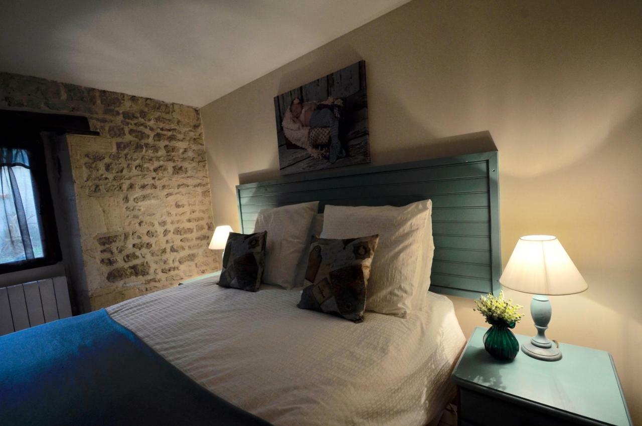 Bed and Breakfast Chez Fins Bois à Nere Extérieur photo