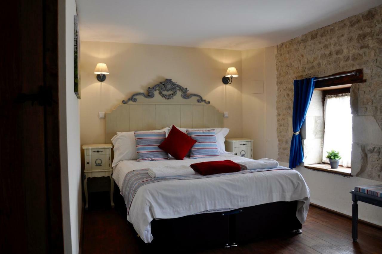 Bed and Breakfast Chez Fins Bois à Nere Extérieur photo